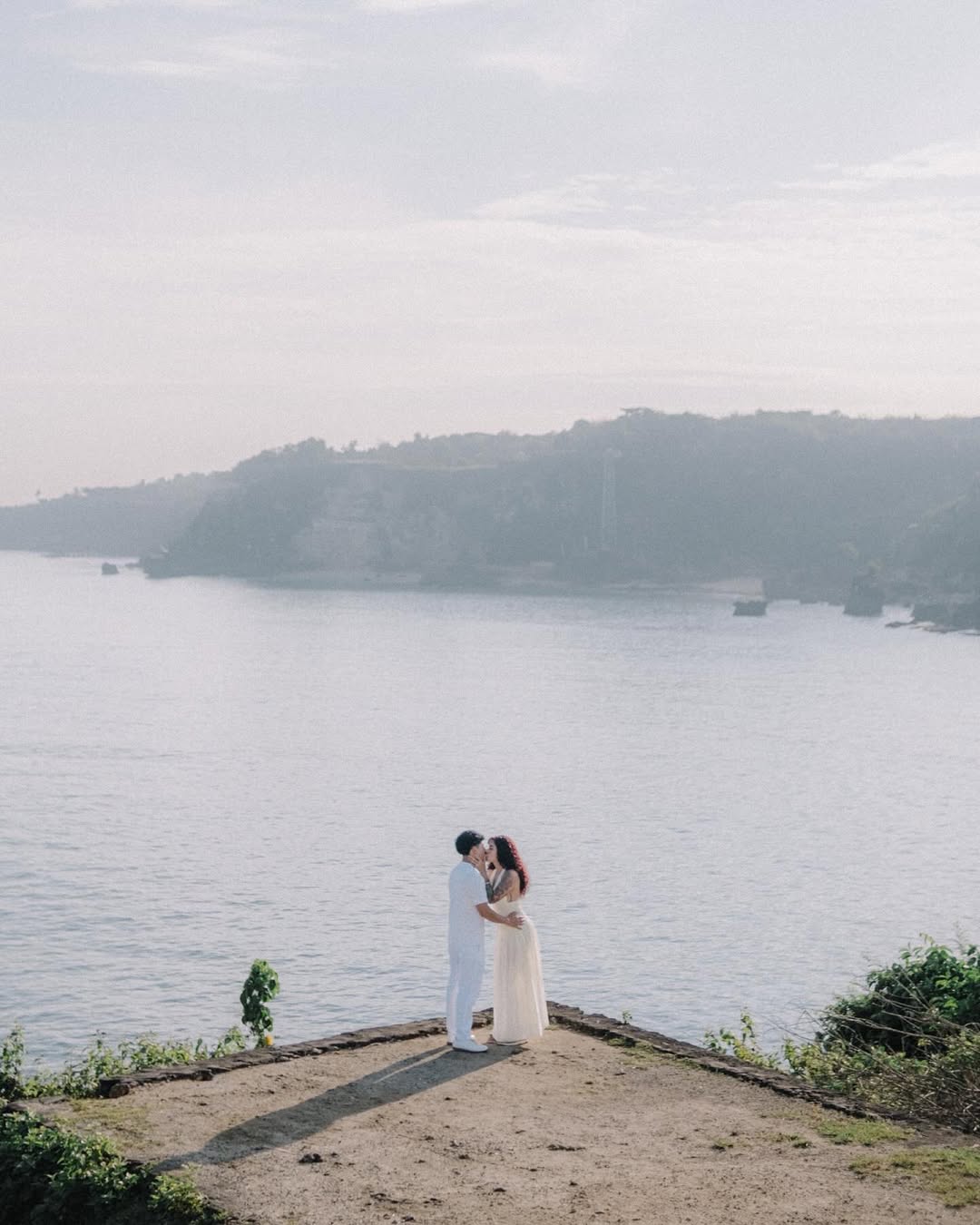 An Intimate Cliffside Proposal — moment 12