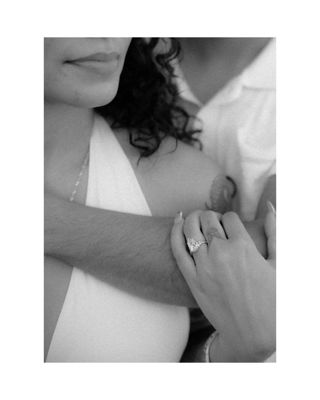 An Intimate Cliffside Proposal — moment 8