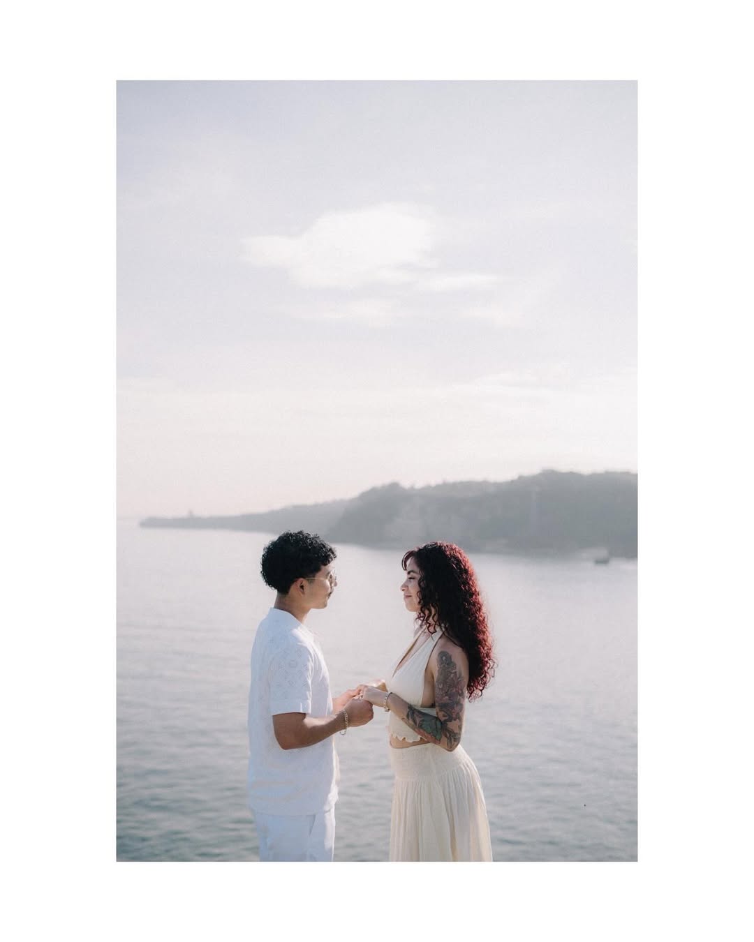An Intimate Cliffside Proposal — moment 4